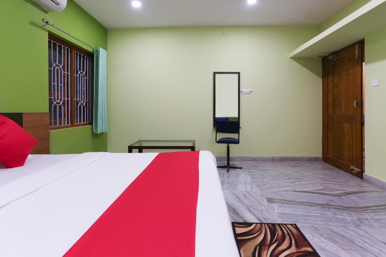 Vaccinated Staff- Oyo 45958 New Castle Inn Bhubaneswar Exterior photo